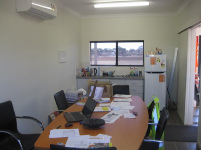 32 Wilurarra Road, West Kalgoorlie