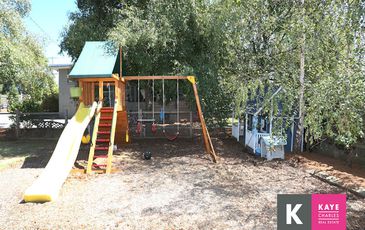 25 Beaconsfield Ave, Beaconsfield