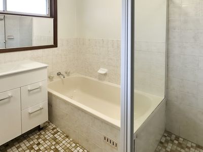 20 Lindesay Street, Barrack Heights