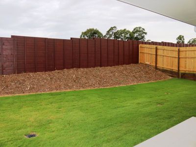12 O'CONNELL Parade, Urraween