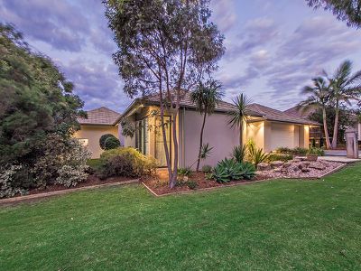 4 Hepburn Close, Wakerley