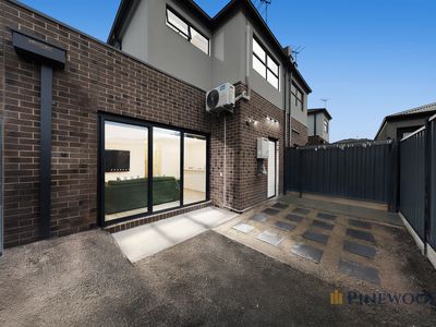 560 Brookfield Boulevard, Mickleham