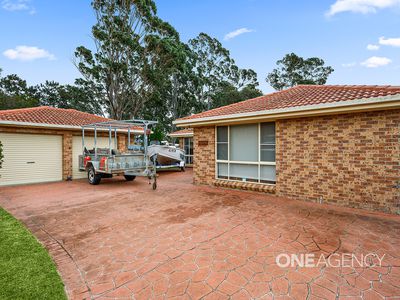 11 Barcoo Circuit, Albion Park