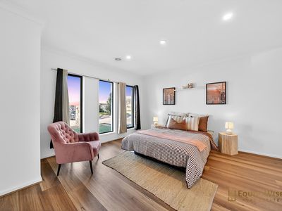 15 Brockwell Crescent, Manor Lakes