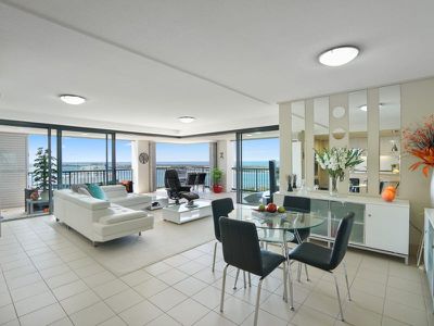 239 / 105 Scarborough Street, Southport