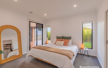 14 Cowdray Crescent, Officer