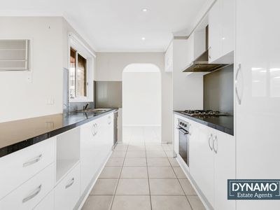 118 Bridgewater Road, Craigieburn