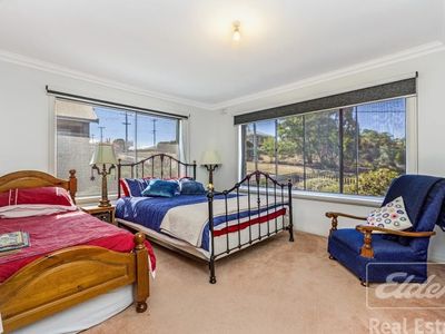 5 Talune Street, Youngtown