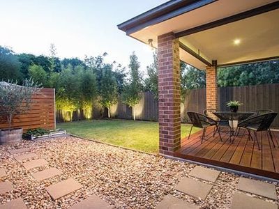 12 Hayes Parade, Pascoe Vale