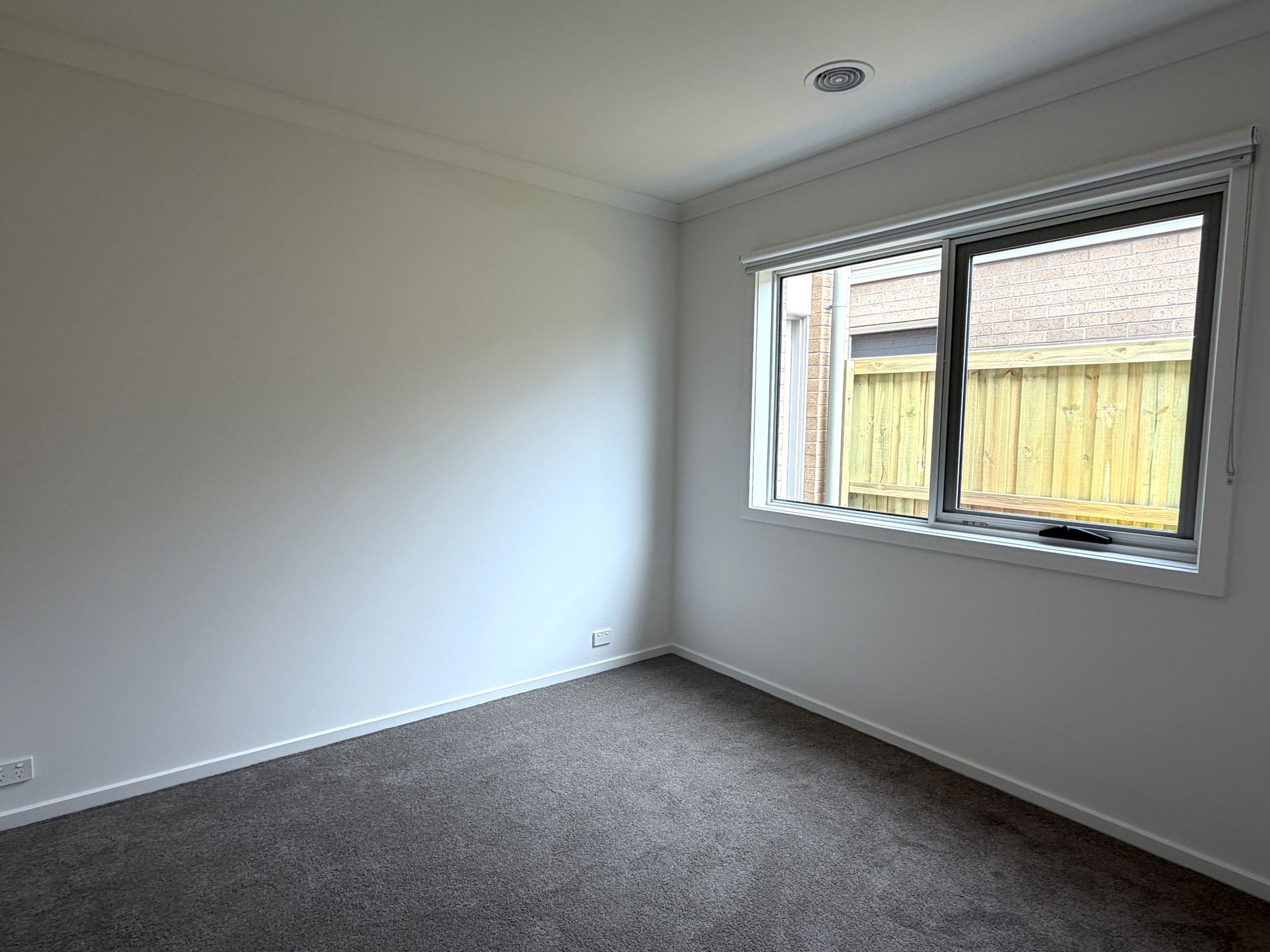 20 Swift Street, Charlemont