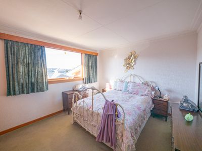 B / 70 Heriot Row, North Dunedin