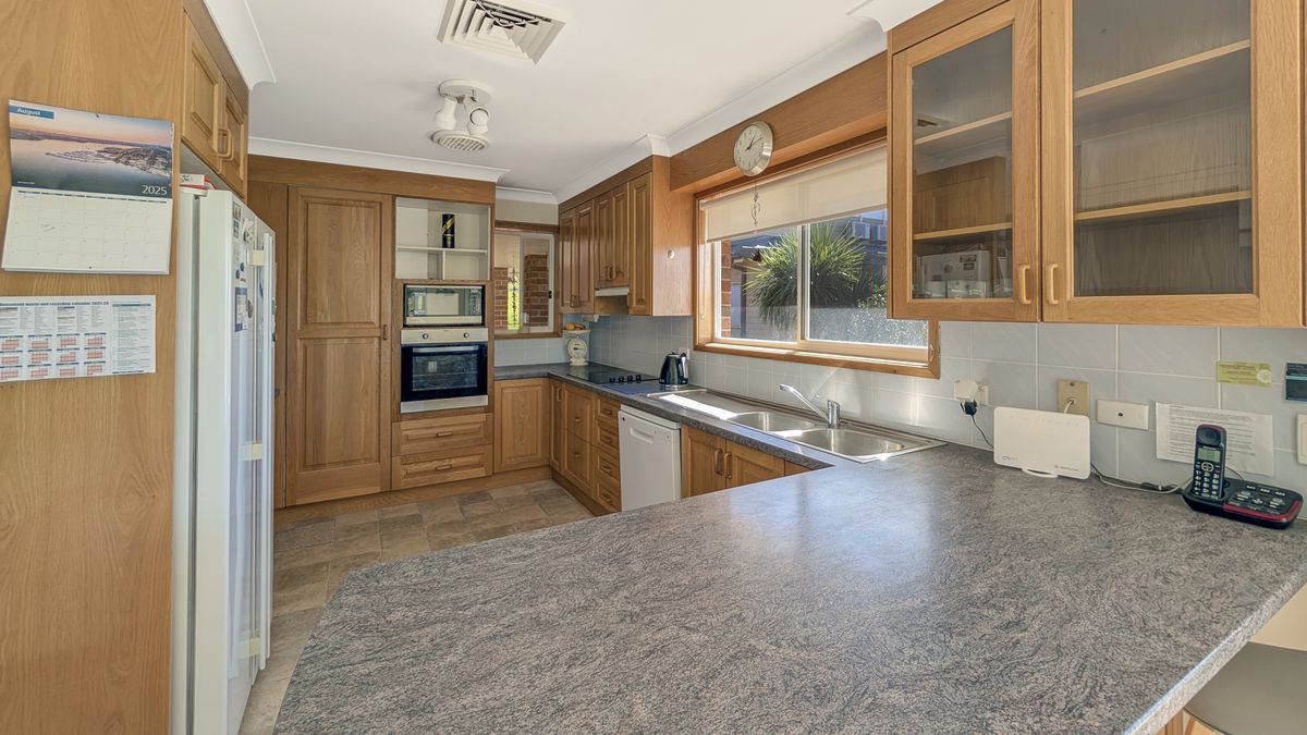 12 Haddrill Parade, Dalmeny