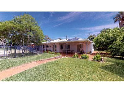 6 Araluen Way, Dubbo