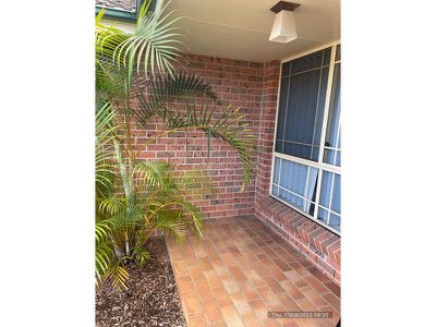 2 / 26 Yachtsman Crescent, Salamander Bay