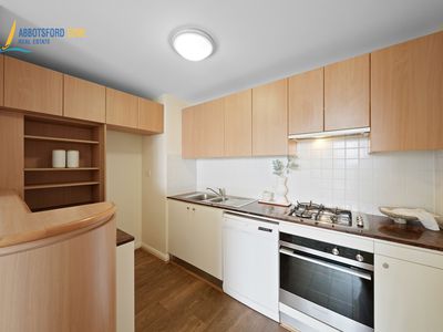 11 / 27 Bennelong Parkway, Wentworth Point