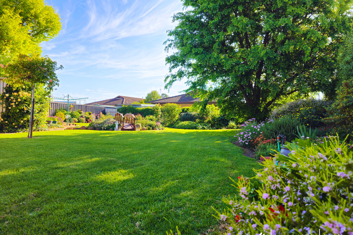 16 Saunders Street, Kyabram