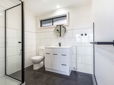 3 / 24 Forest Road, Trevallyn