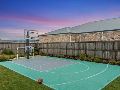 18 Correa Way, New Gisborne