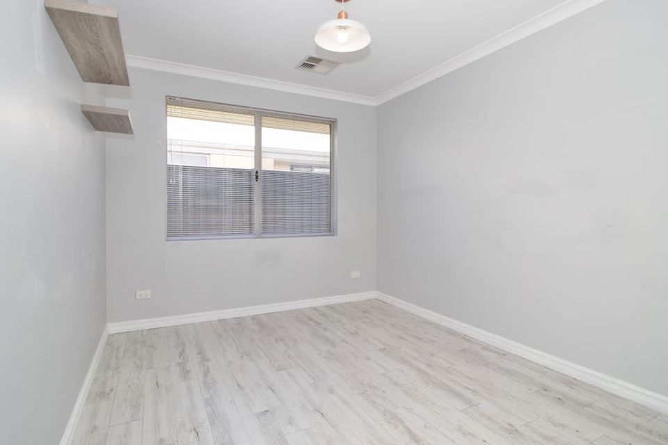 8 Saxon Lane, Baldivis