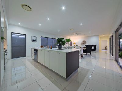 27 Esk Crescent, Wakerley