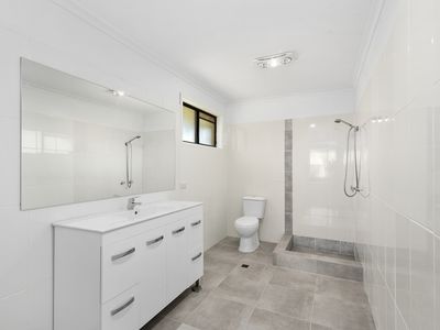 126 Sunset Boulevard, Tweed Heads West