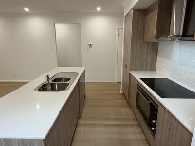 28 Rhea Drive, Leopold