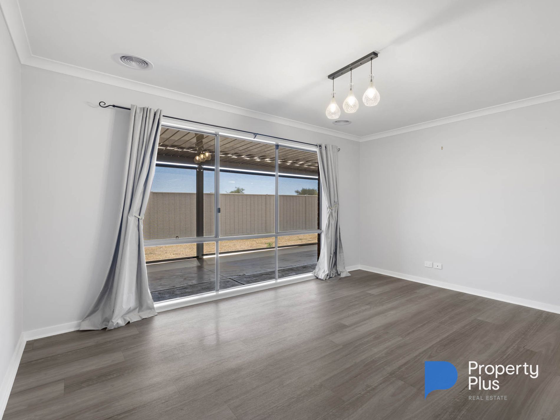 33 Tobin Crescent, Epsom