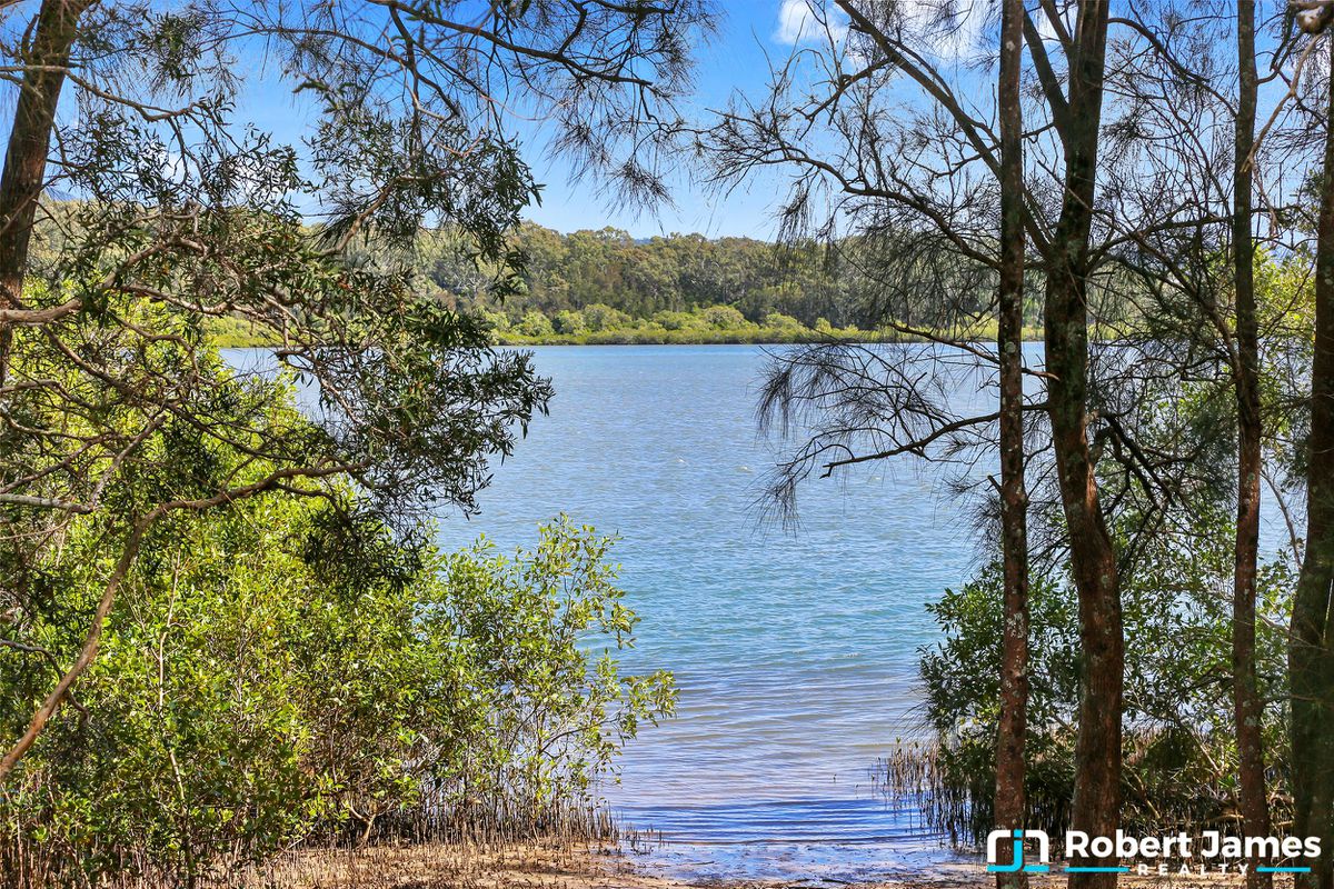 527 & 528 / 3 Hilton Tce, Tewantin