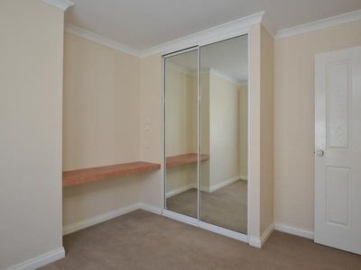 24 Tindals Crescent, Hannans