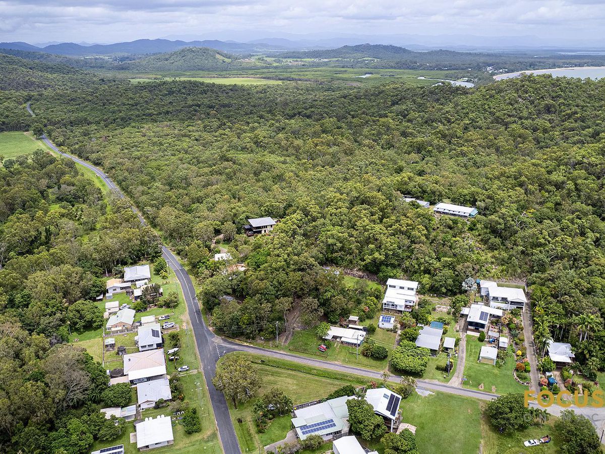 1 Coconut Grove, Ball Bay