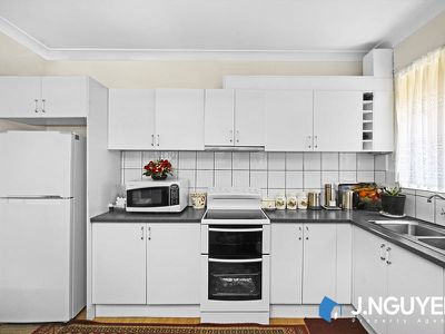 1 / 8 Fisher Street, Cabramatta