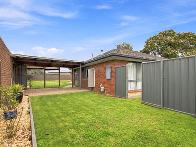 2 King Avenue, Sale