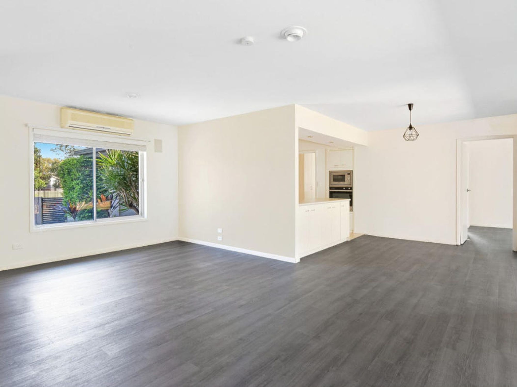 50 Via Roma, Surfers Paradise