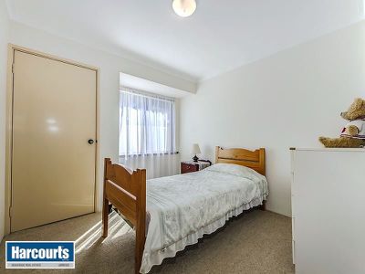 121 Lagoon Drive, Yanchep