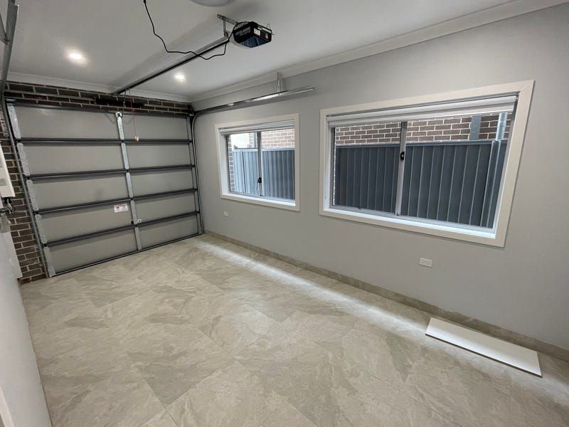 77A Torrens Street, Canley Heights