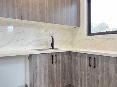 1 / 233 Thompsons Road, Templestowe Lower