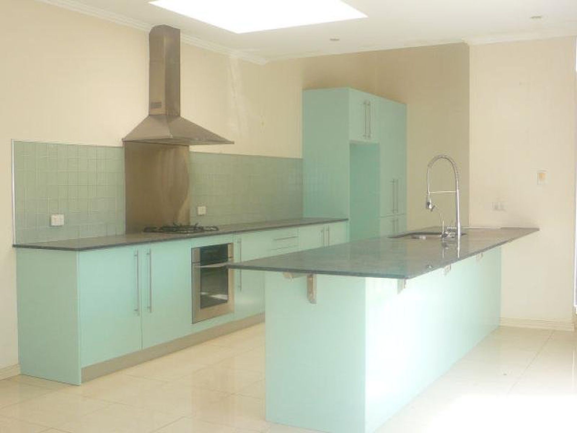 4 Bass ROAD, Earlwood