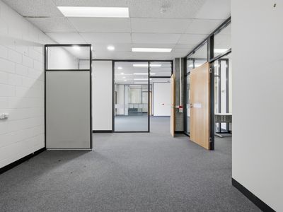 B3 / 75 Newnham Drive, Newnham