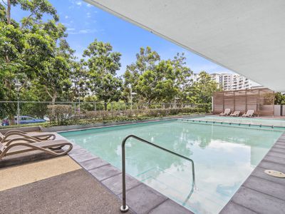 7002 / 7 Parkland Blvd, Brisbane City