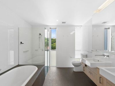 5006 / 5 Parkland Boulevard, Brisbane City