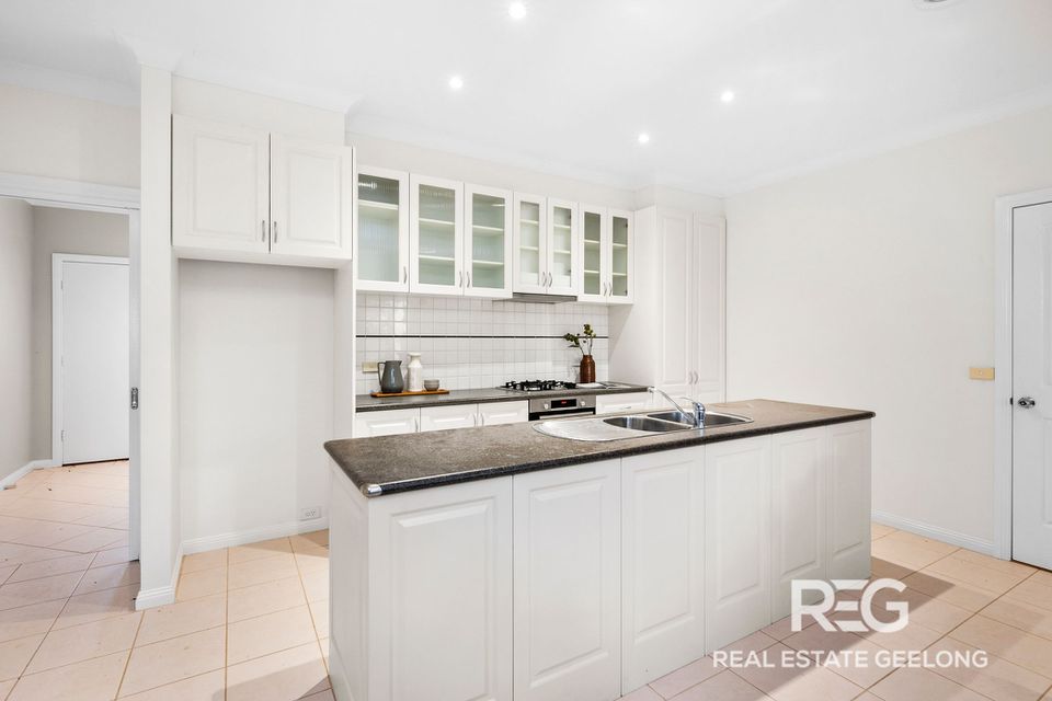 2C Desmond Street, Highton