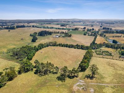 254 Newtons Lane, Trentham