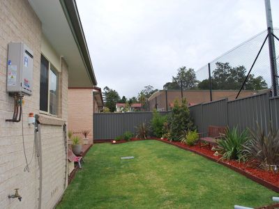 13 / 4 Forest Grove Drive, Kanahooka