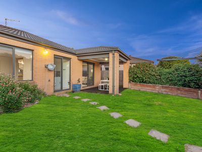 12 Holly Dr, Wallan