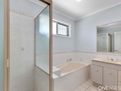 66 Ibis Boulevard, Eli Waters
