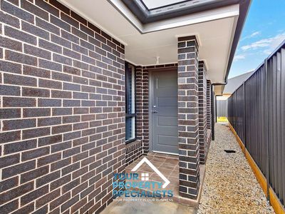 4B Courtney Loop, Oran Park