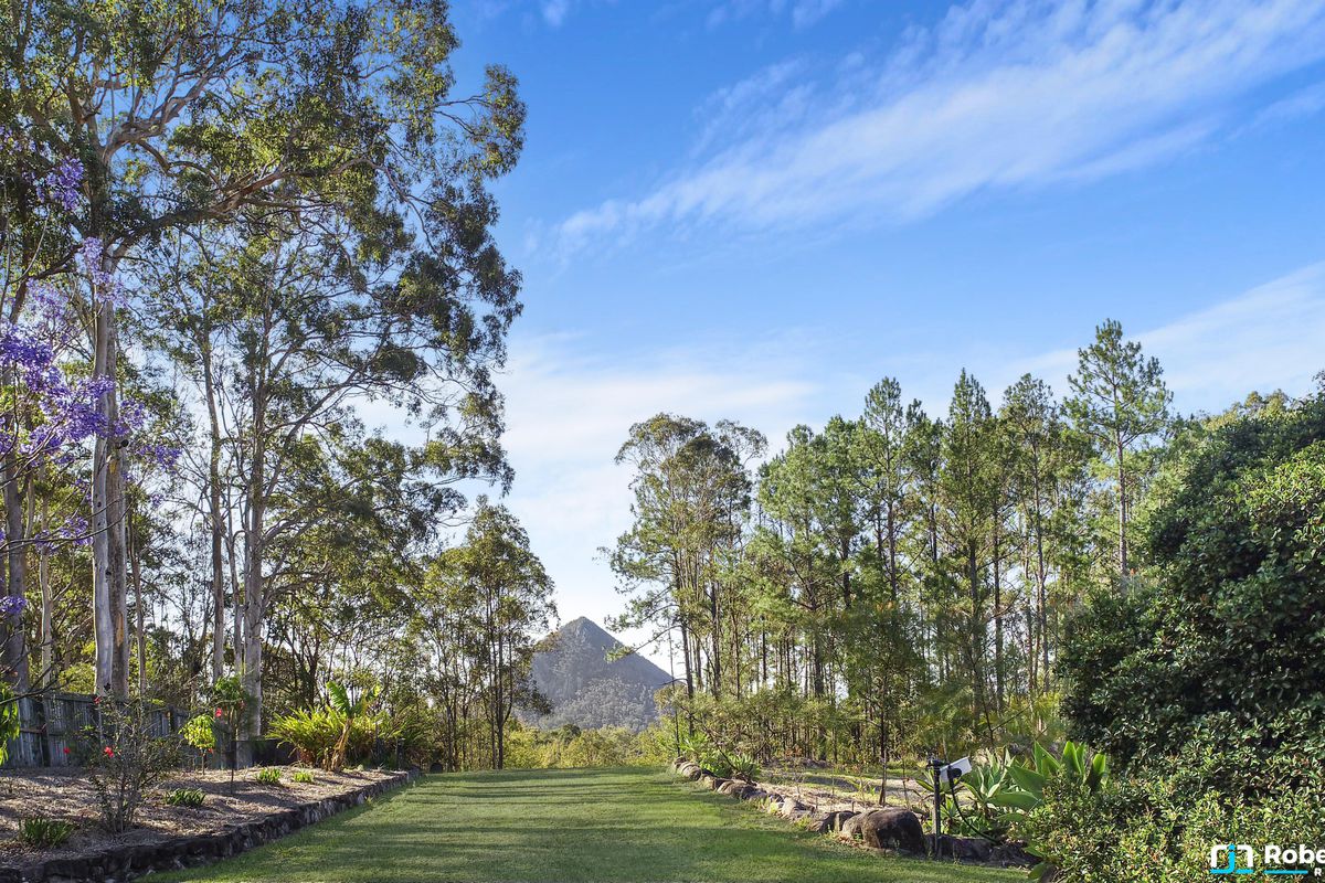 42 Hillview Lane, Pomona