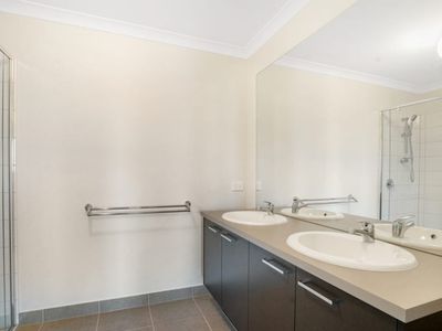 8 Wicker Street, Werribee