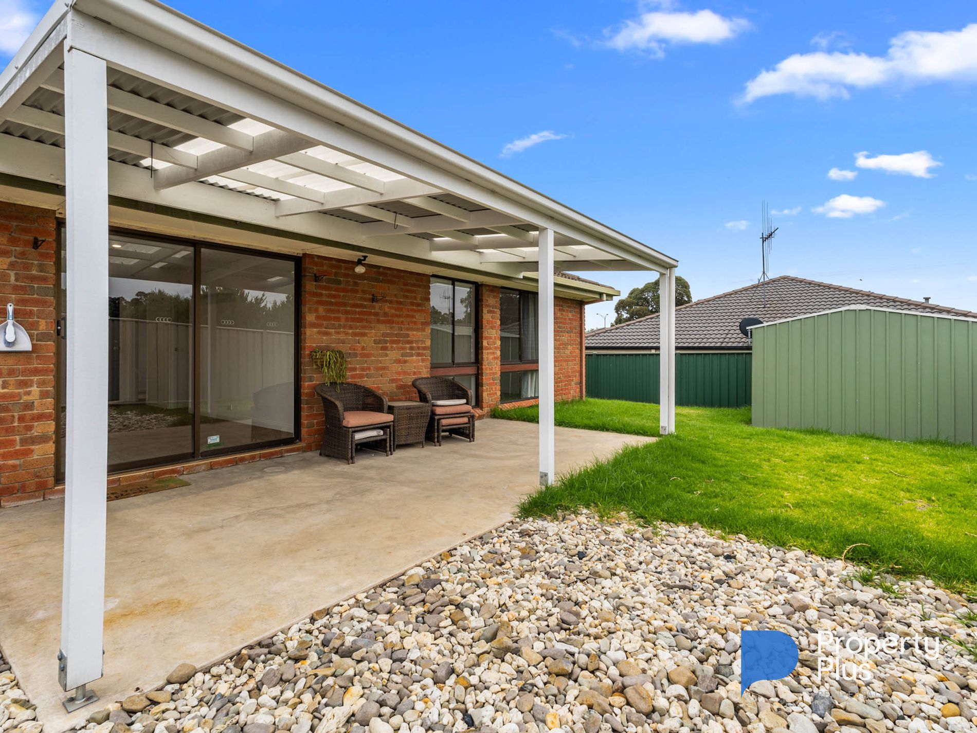 2 / 6 Nandina Court, Strathdale