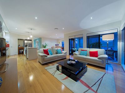20 Baychester Place, Wakerley